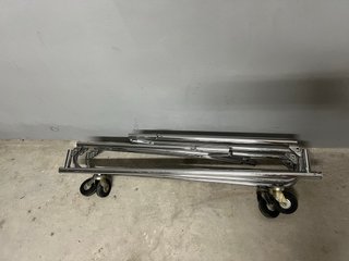 Perchero Cromado Plegable Profesional