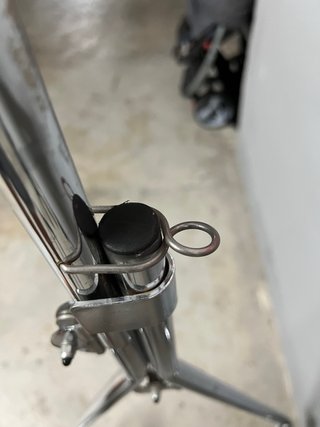 Perchero Cromado Plegable Profesional