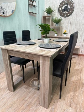 MESA + 4 SILLAS POLIPIEL