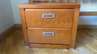 Conjunto cabecero macizo y 2 mesillas madera