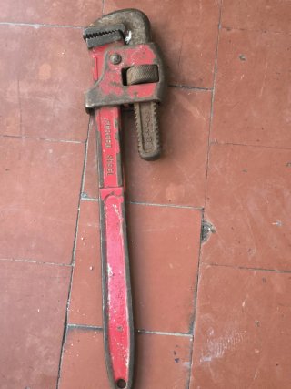 Lote herramientas:2 Llave de Grifa DROP y doblador