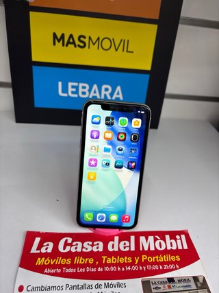 iPhone 11 64GB Casi Nuevo