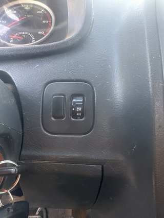 Tata Xenon 2011