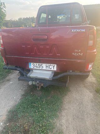 Tata Xenon 2011