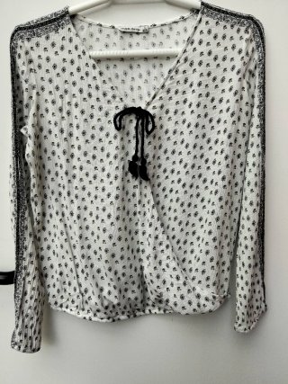 Blusa Bershka Estampada Manga Larga Talla S