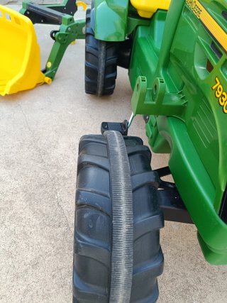 Tractor de pedales John Deere 7930