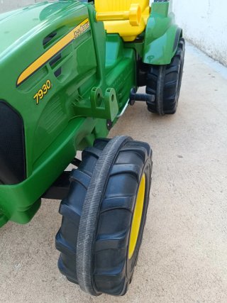 Tractor de pedales John Deere 7930