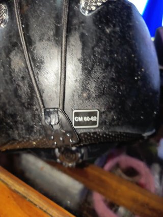 Casco de esquí negro