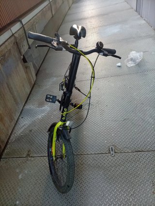 Bicicleta Plegable Azul y Amarilla