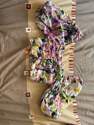 Conjunto Verano Floral Crop Top y Shorts