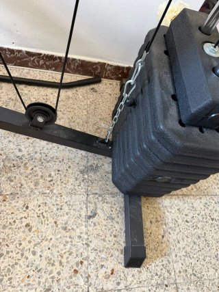 Máquina de ejercicios multifuncional