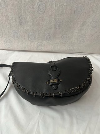 Borsa Guess pelle nera borchie vintage