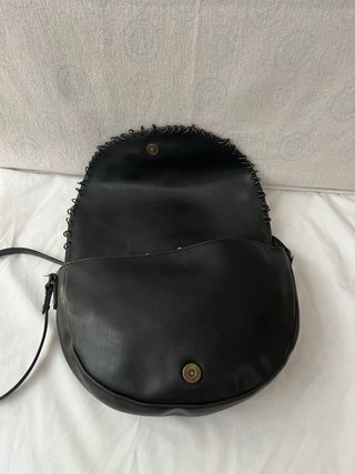 Borsa Guess pelle nera borchie vintage