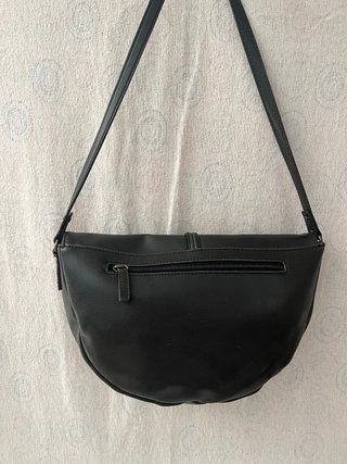 Borsa Guess pelle nera borchie vintage