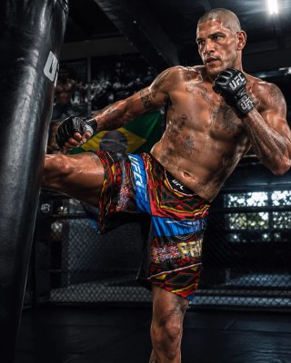 Pantalón corto MMA UFC Brasil Pereira