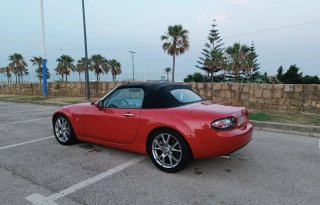Mazda MX-5 2.0