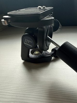 Rótula Manfrotto 329RC4 3 Ejes (3D)