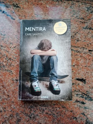 Libro MENTIRA de Care Santos