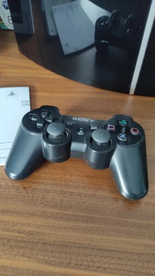 Consola PS3 80GB con caja y accesorios