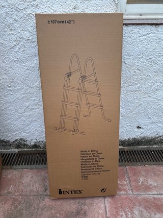 2 Escaleras Plegables Sin Estrenar