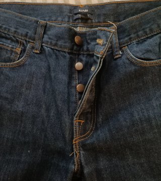Pantalón vaquero azul talla 33