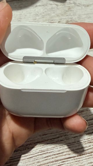 Airpods 4 con cancelación de ruido