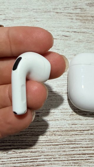 Airpods 4 con cancelación de ruido