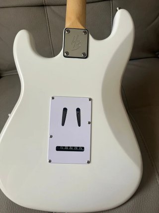 Guitarra Eléctrica Harley Benton Blanca