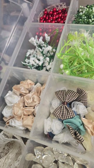 Materiales para manualidades y decoraciones