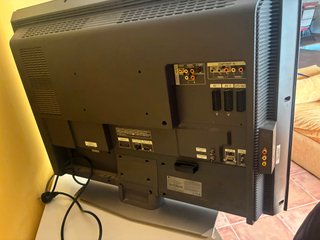 Televisión LG 32LC2DB