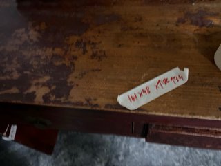 Mesa de madera estilo oriental