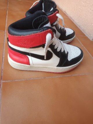 Nike Air Jordan 1