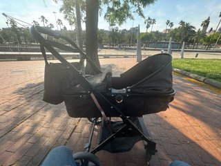 Carrito de bebé casi nuevo