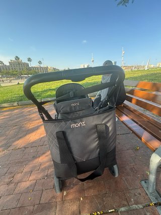 Carrito de bebé casi nuevo
