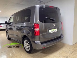 Peugeot Traveller 2017