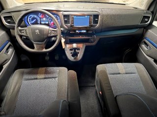 Peugeot Traveller 2017