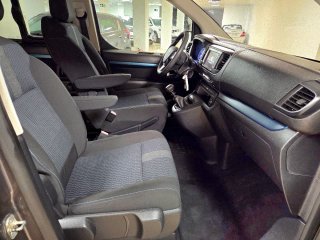 Peugeot Traveller 2017