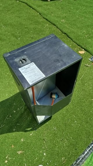 Estufa de gas HJM negra