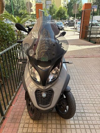Piaggio MP3 350 Sport Gris