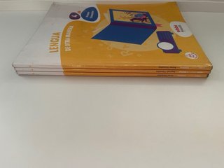 3 libros de LENGUA, 4 de Primaria, Ed. Edebé