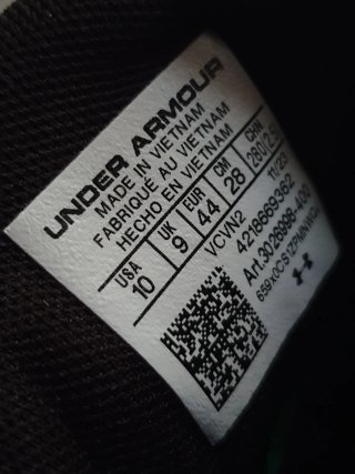Zapatillas Under Armour Azules y Negras