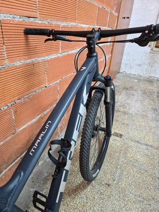 Bicicleta Trek Marlin 7 L (2022)