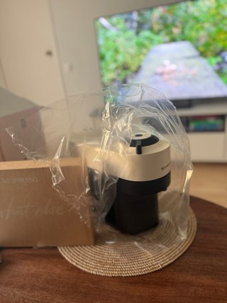 Nespresso Vertuo Pop Krups con 12 capsulas