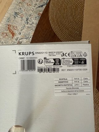 Nespresso Vertuo Pop Krups con 12 capsulas