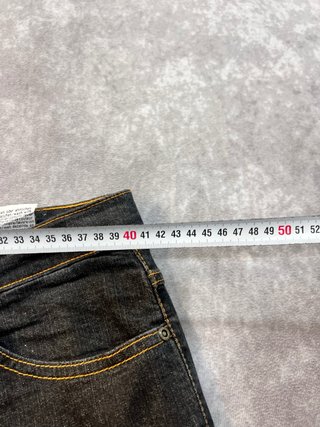 Pantalones vaqueros acampanados negros
