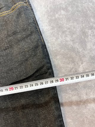 Pantalones vaqueros acampanados negros