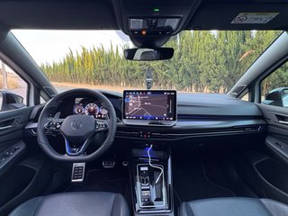 Volkswagen Golf 2025