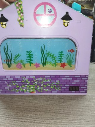Casa de muñecas Barriguitas con figuras