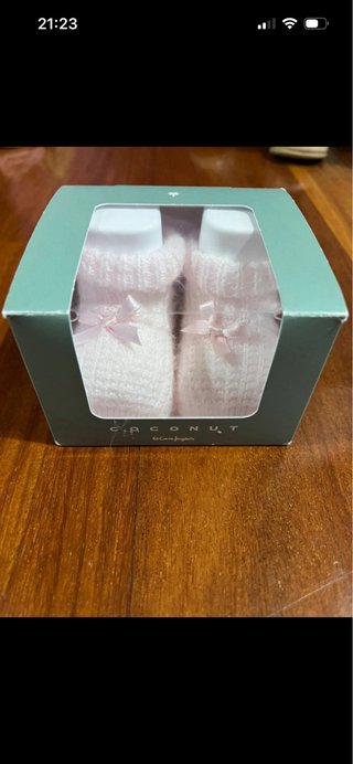 Patucos bebé rosa con lazo