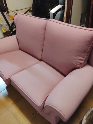Sofá 2 plazas rosa tela